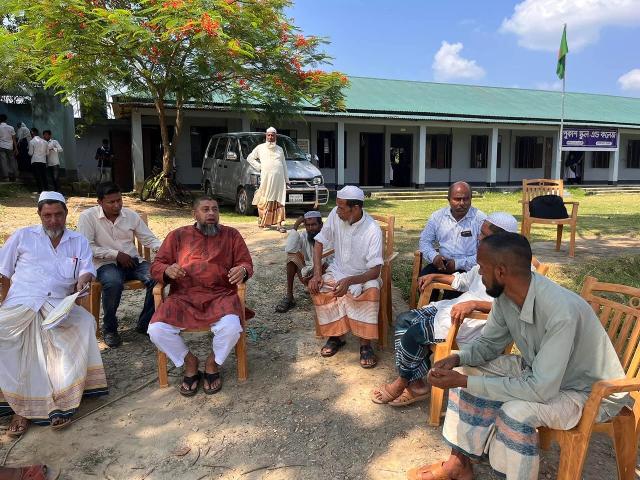 পুকাশ স্কুল এন্ড কলেজ